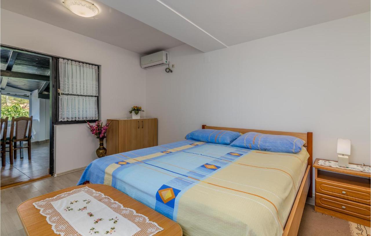 Amazing Apartment In Zupanje With Wifi Экстерьер фото