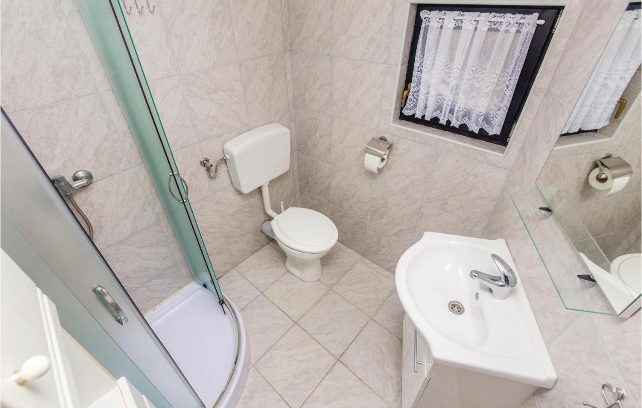 Amazing Apartment In Zupanje With Wifi Экстерьер фото