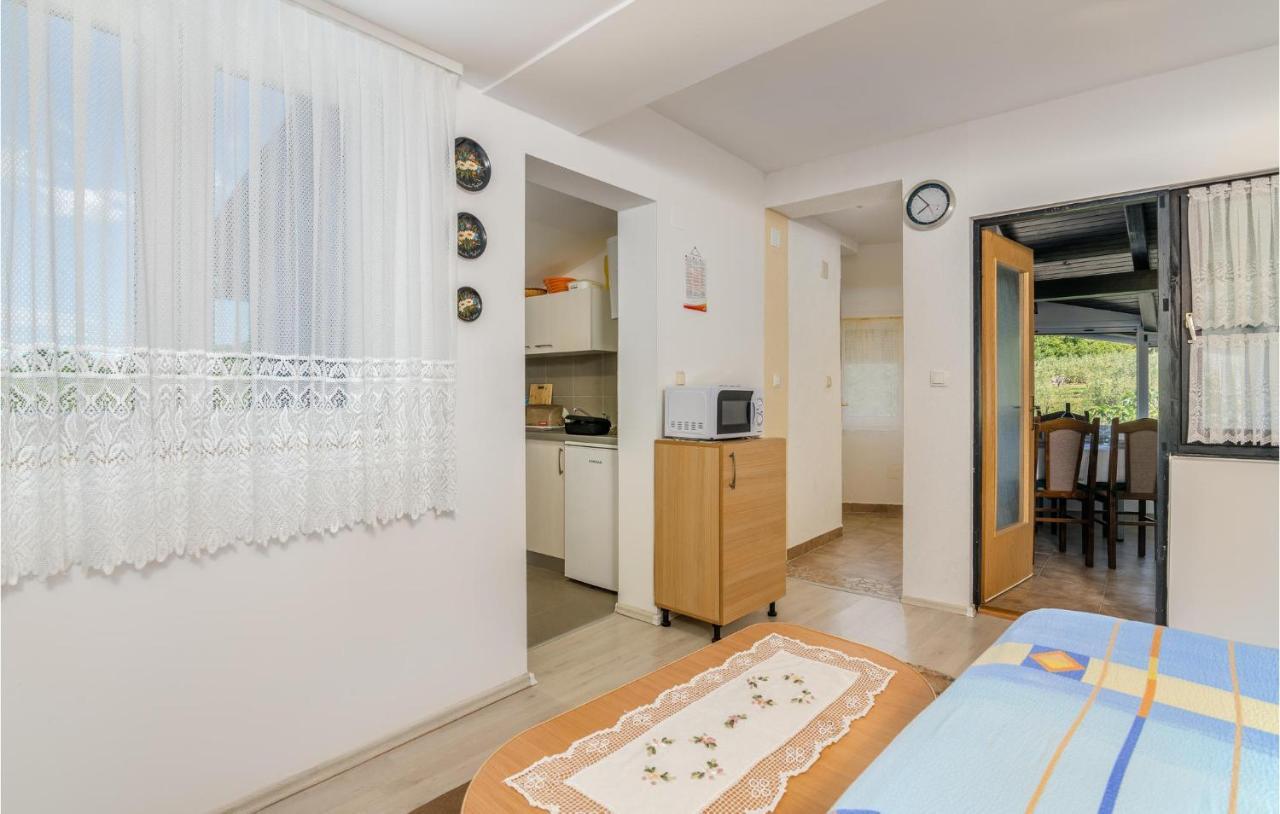 Amazing Apartment In Zupanje With Wifi Экстерьер фото